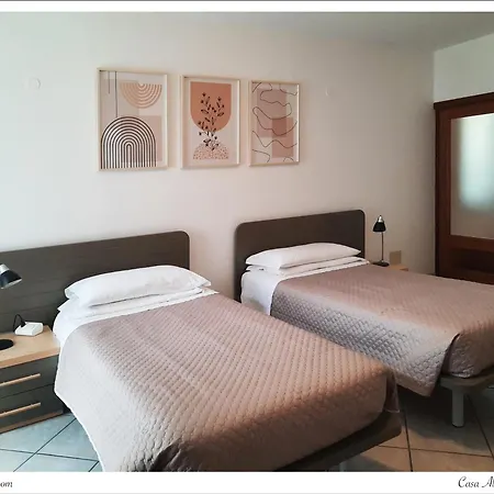 Casa Alice Con Bellissimo Giardino E Bbq Tatil Evi *